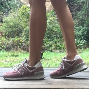 New Balance Rose colored Sneakers